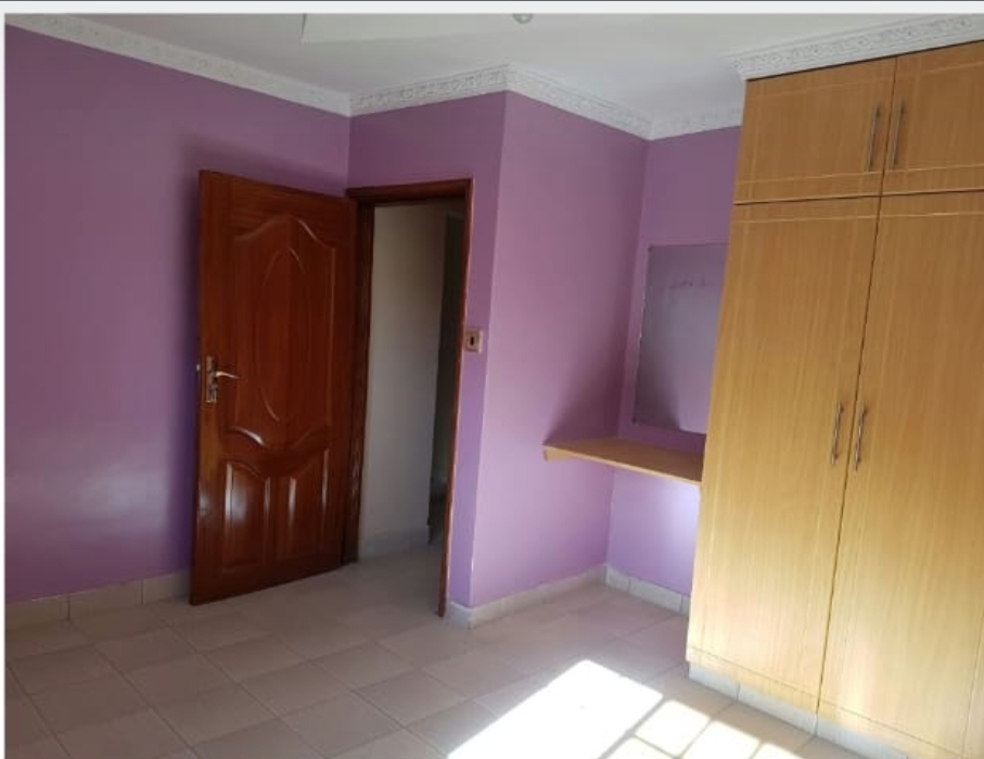 Modern 7 Bedroom House + DSQ, Lang'ata — photo 4